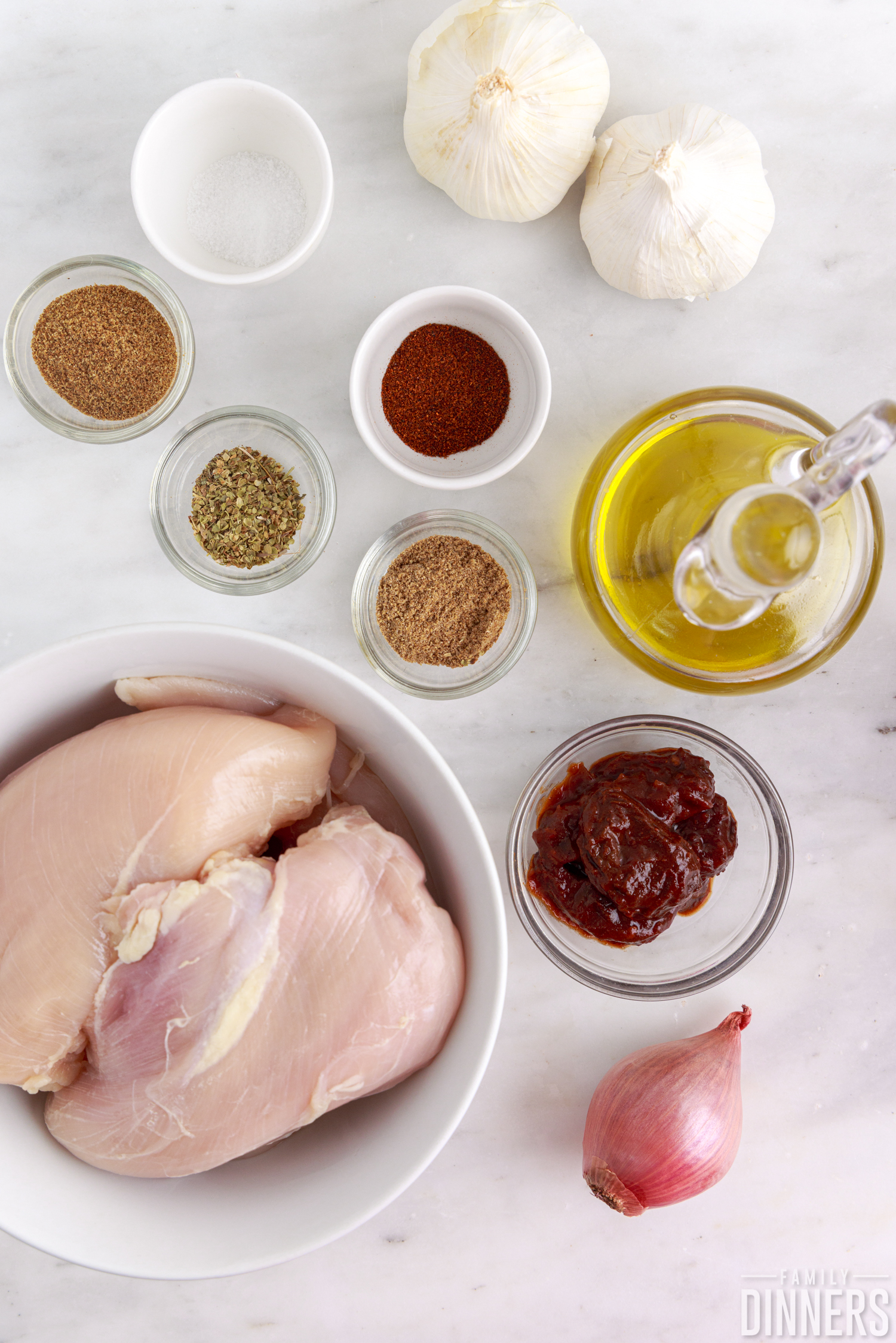 ingredients needed to make crockpot chipotle chicken