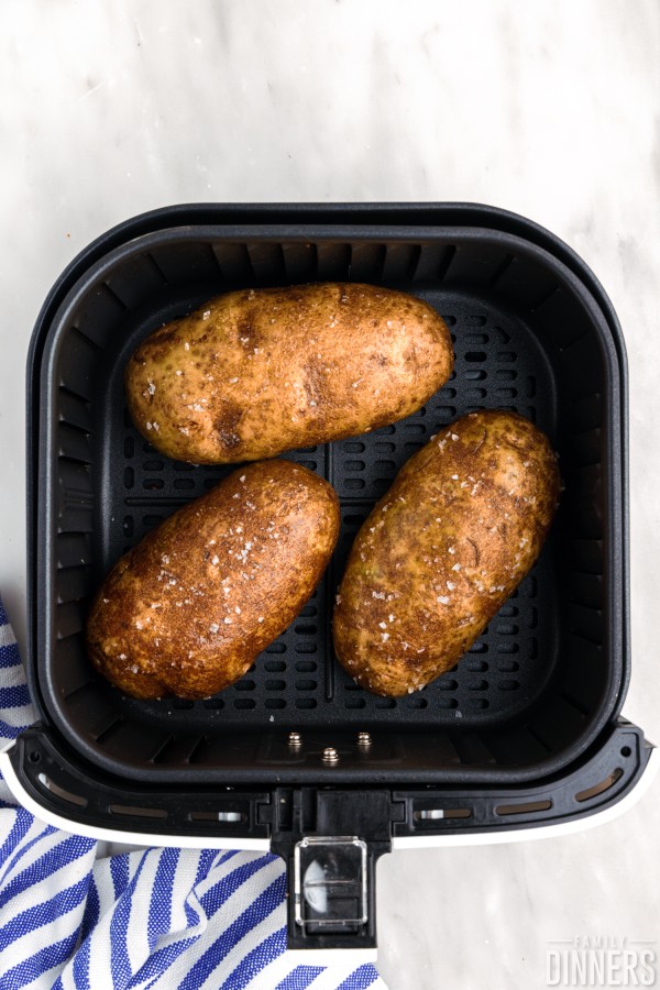 Crispy Crispy Air Fryer Baked Potatoes - Family Dinners