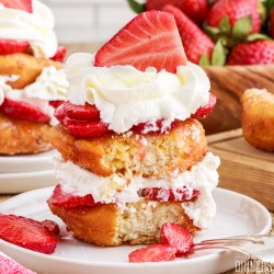 deep fried strawberry shortcake