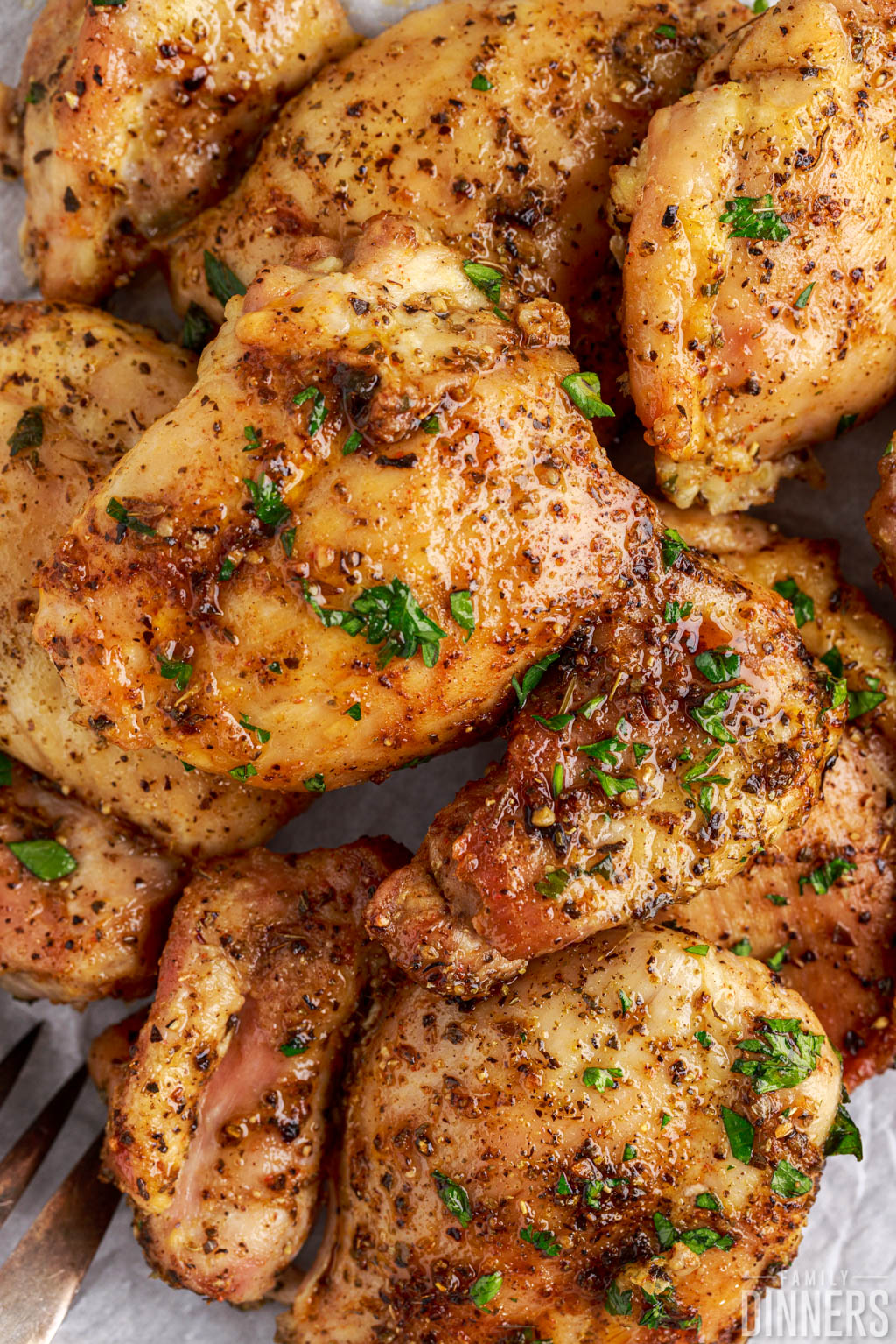 close up of air fryer chicken thighs