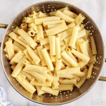 cooked pasta in colander