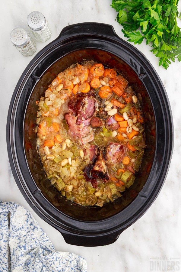 Crockpot Ham and Bean Soup Recipe - Family Dinners